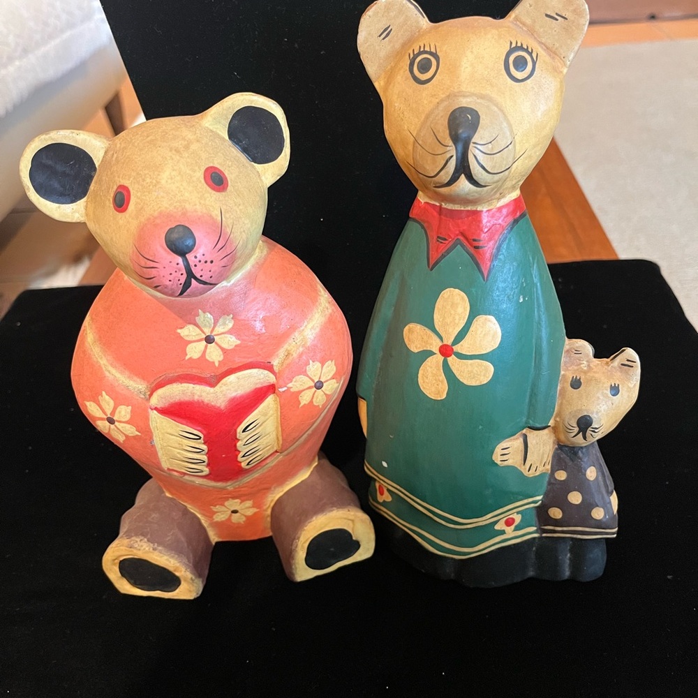 Handcrafted Wooden Three Bears Figurine Set - Multicolor